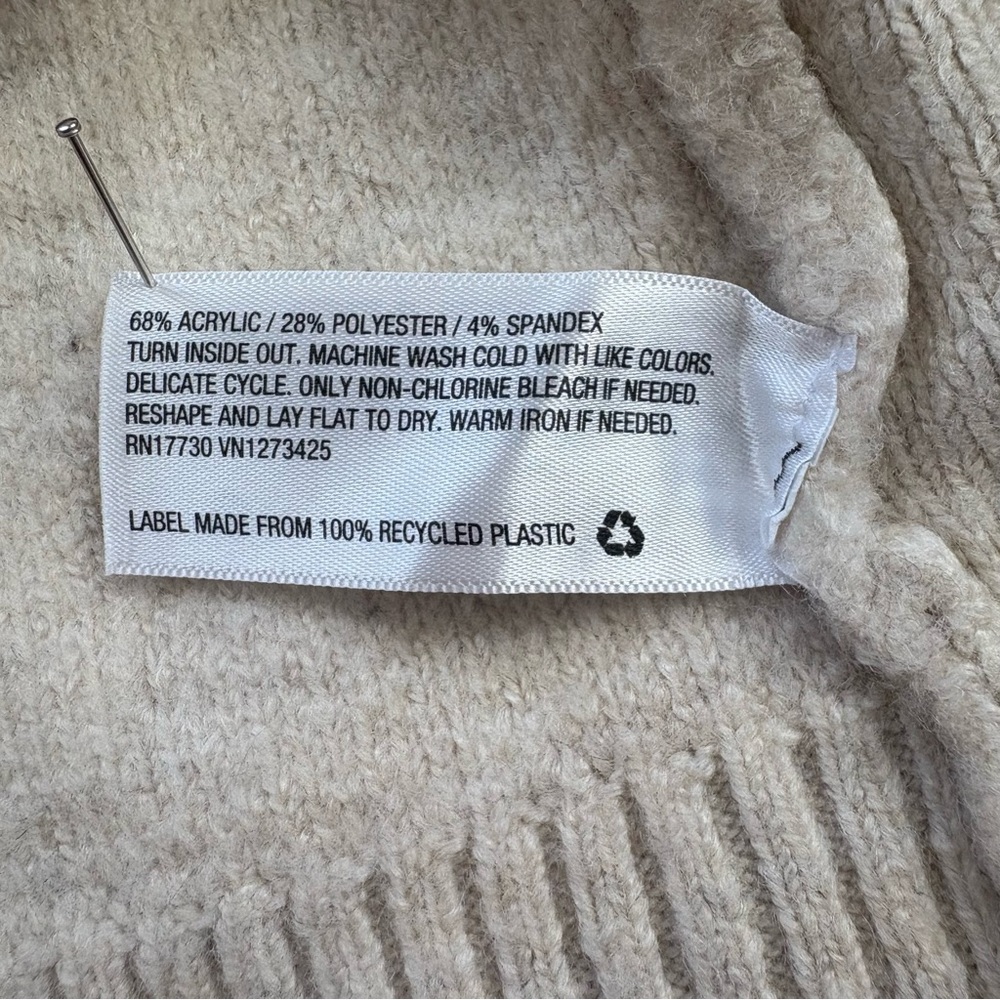 Universal Thread Sweater - Picture 5 of 8